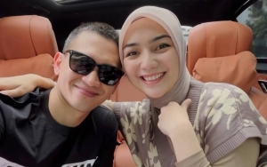 Citra Kirana-Rezky Aditya Dinner Merakyat di Warung Tenda Hingga Ngemper di Pinggir Jalan