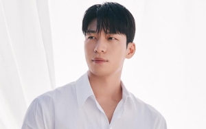 Anak Berbakti, Wi Ha Joon Jadikan Foto Orangtua Motivasi untuk Driving Force