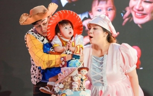 Gegara 'Insiden' Song Joong Ki, Felicya Angelista Sengaja Tak Pakaikan Sepatu pada Baby Bible