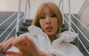 Jessi Ungkap Lokasi Dipindah Mendadak, Minta Maaf Tak Bisa Temui Fans di Bandara