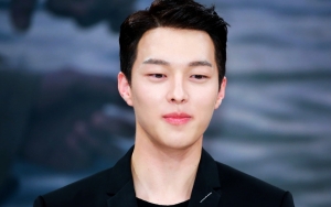 Si Paling Hits, Jang Ki Yong Bikin Para Tentara Heboh di Acara Militer