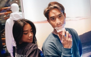 Devano Danendra Posting Foto Selfie Pacar, Naura Eks Kekasih Ikut Terseret