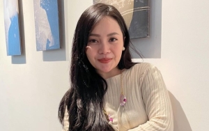 Mawar AFI Kenakan Gaun Putih Bak Pengantin Disanjung Berkelas