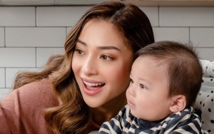 Nikita Willy Beber Reaksi Gemas Baby Izz Saat Melihat Wanita Cantik