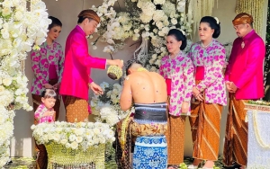Sempat Sebut Kasihan, Kaesang Pangarep Akhirnya Digendong Jokowi di Prosesi Siraman
