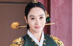 Kim Hye Soo Bikin Penulis 'Under The Queen's Umbrella' Nangis Saat Syuting
