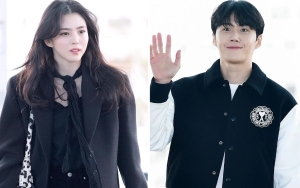 AAA 2022: Han So Hee Kepergok Elus Punggung Kim Seon Ho