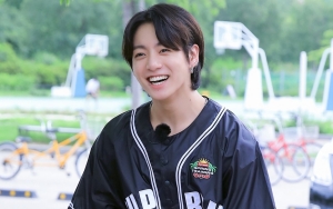 Momen Jungkook BTS Gendong Anak Kecil Kembali Disorot