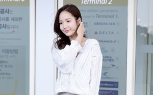 Fashion Airport Park Min Young Beda Drastis Saat Pulang-Pergi Jepang