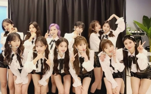 AAA 2022: IVE Hingga LE SSERAFIM, Eks Member IZ*ONE Ngumpul Lagi Bikin Haru