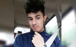 Viral Gara-gara Keliling Jualan Roti, Pesinetron Kevin Sanova Tegaskan Tak Gengsi