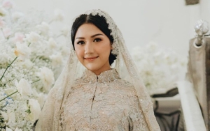 Pamer Rambut Kepang, Wajah Cantik Erina Gudono Istri Kaesang Tanpa Makeup Justru Bikin Salfok