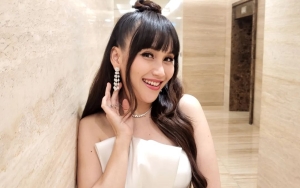 Ayu Ting Ting Bikin Pengusaha Korea Insecure