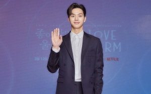 Sikap Manis Song Kang Saat Dinner Bareng Bikin Cowok Terpesona