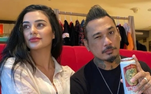 Sering Digosipin Miring, Nora Alexandra Pamer Momen Mesra Di Ranjang Bareng Jerinx SID