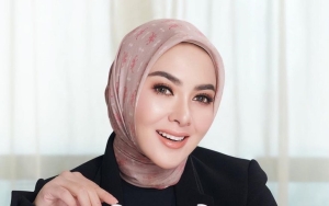 Diduga Edit Foto Berlebihan, Potret Janggal Syahrini Disorot Abis-abisan