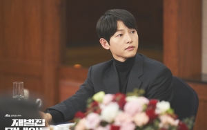 Song Joong Ki Pamitan Rampung Bintangi 'Reborn Rich'