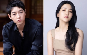 Dikonfirmasi Pacaran, Rumor Song Joong Ki Nge-Date dengan Kim Tae Ri Kembali Diungkit