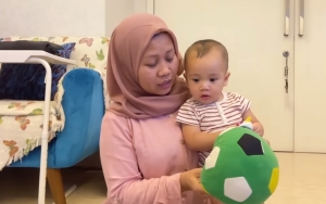 Rayyanza Cipung Piknik Naik Jet Pribadi, Momen Tidur Bareng Sus Rini Bak Sehati