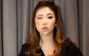 Miliki Kulit Flawless, Kiky Saputri Beri Jawaban Realistis Saat Dimintai Tips Glow Up
