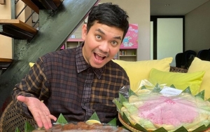 Kondisi Dikabarkan Stabil, Indra Bekti Mulai Risih Pakai Alat Bantu Medis