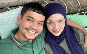 Istri Jelaskan Alasan Belum Share Foto Indra Bekti Setelah Siuman