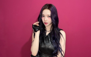 MBC Gayo Daejejun 2022: Karina aespa Tetap Tampil Slay Meski Sol Sepatu Lepas