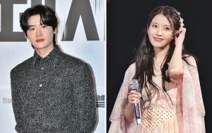 Keluarga Lee Jong Suk Heboh Lihat IU Tampil di Pernikahan Calon Adik Ipar