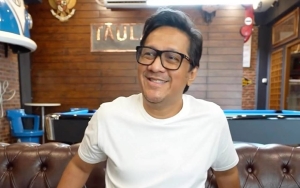 Andre Taulany Komentari Postingan Istri dan Anak Umrah Tanpa Dirinya