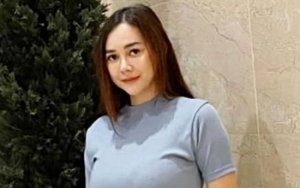Sambut 2023, Aura Kasih Pilih Berbagi Nasihat Soal Cara Jalani Hidup