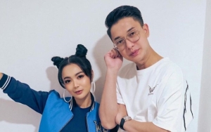 Wika Salim Ledek Balik Netizen yang Julid Sebut Sang Pacar Tampan Ngikut Terus