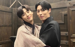 Lee Jae Wook Blak-Blakan Ngaku Insecure dengan Hwang Minhyun