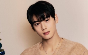 Girangnya Cha Eunwoo ASTRO Eksplor Piramida di Mesir Sampai Speechless