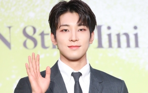 Gaya dan Pose Super Imut Wonwoo SEVENTEEN di Premiere 'Phantom' Dijamin Bikin Gemas