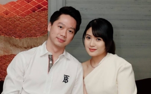 Valencia Tanoe Calon Istri Kevin Sanjaya Tampil Menawan Bernuansa Gold Saat Rayakan Pertambahan Usia