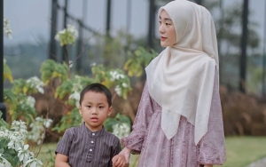 Bolak-balik Banting HP, Putra Larissa Chou Lagi Belajar Jadi YouTuber?