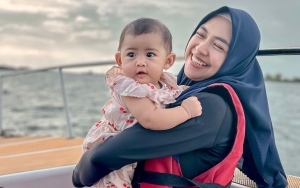 Ria Ricis dan Moana Cosplay Kiyowo Jadi Anak SD, Caption Foto Bak Tantang Haters