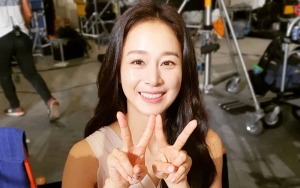 Kim Tae Hee Ternyata Diibaratkan sebagai Tuhan Saat Kuliah