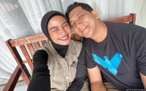 Tantri Kotak Kabarkan Suami Operasi di Bagian Sensitif