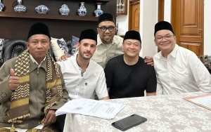 Antonio Dedola Pacar Nikita Mirzani Resmi Mualaf, Alasan Pindah Agama Mulia