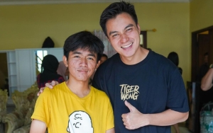 Baim Wong Girang Akhirnya Ketemu Tiko dan Ibu Eny, Respons Netter Tak Biasa