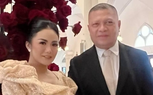 Raul Lemos Suami Krisdayanti Lakukan Tradisi Pukul Lele untuk Ameena