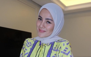 Olla Ramlan Diduga Kenakan Baju Transparan Auto Bikin Geger