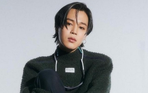 Jimin Tampil Memikat dengan Gaya Fashion Kece di Majalah Esquire Tiongkok