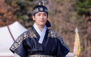 Akting Park Hyung Sik Bintangi Drama Sageuk 'Our Blooming Youth' Disorot Media Korea