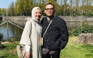 Gita Savitri Kena Ulti Mak-Mak Soal Jokes Childfree-Anti Aging, Senyum Suami Makjleb
