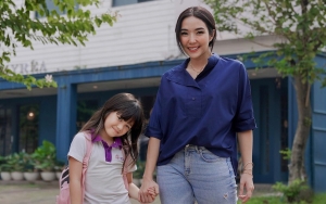 Gempi Hampir Jadi Anak Gadis, Gisella Anastasia Mendadak Mellow Kala Antar Sekolah
