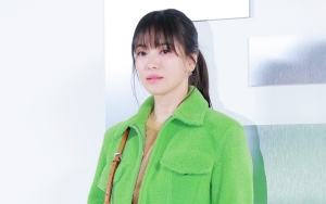 Song Hye Kyo Dianggap Cuekin Permintaan Reporter, Endingnya Plot Twist