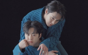 Doyoung Sukses Bikin Ngakak Usai Parodikan Meme Sang Kakak di Circle Chart Music Awards