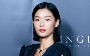 Jun Ji Hyun Pergi ke London, Tampilan Casing HP Jadi Bahan Gosip Emak-Emak